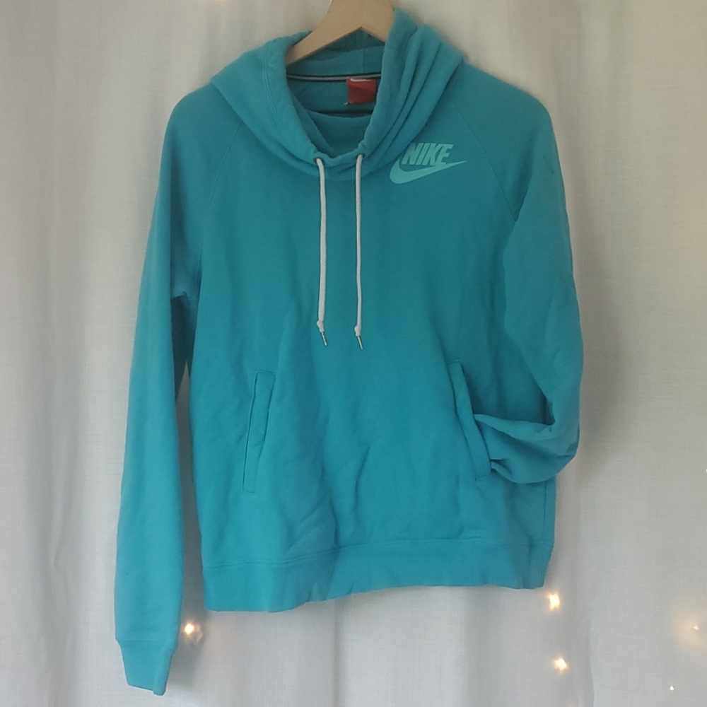 Nike Sweater